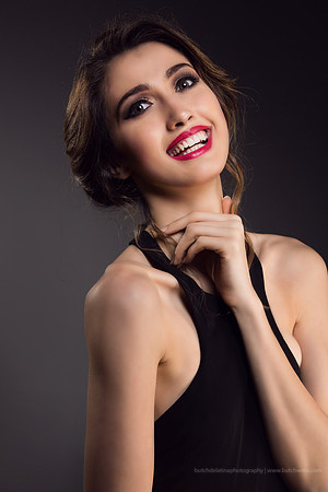 Mehri Oeva-0327 Maria-EC4A6148