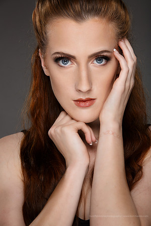 Dancers-Alanna-EC4A3085