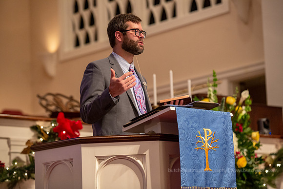 181202 First ARP Church-0830H Service-EC4A0962