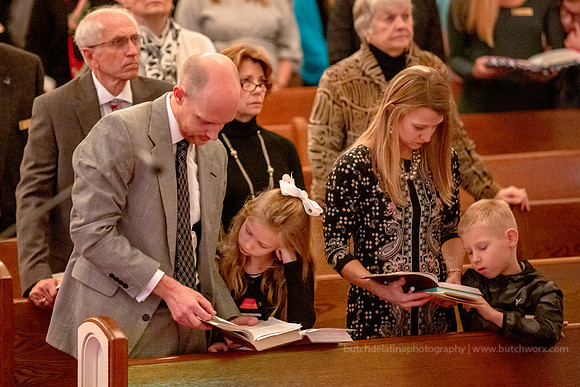 181202 First ARP Church-0830H Service-EC4A0953
