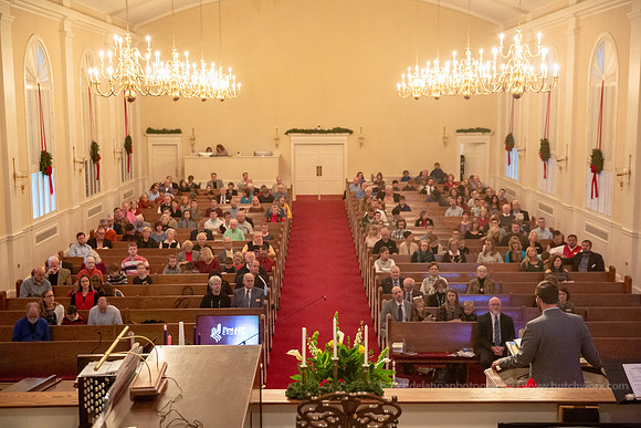 181202 First ARP Church-0830H Service-EC4A0944