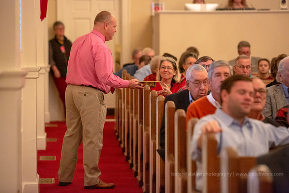 181202 First ARP Church-0830H Service-EC4A0936