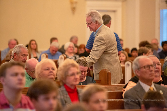 181202 First ARP Church-0830H Service-EC4A0934