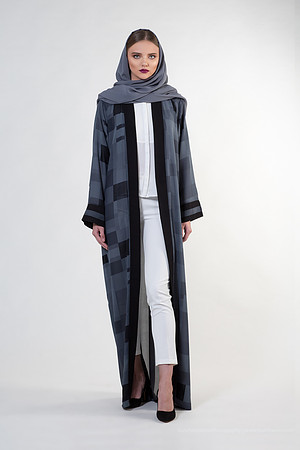 171121 Niche Models Abaya-Look 05-EC4A4812-Edit