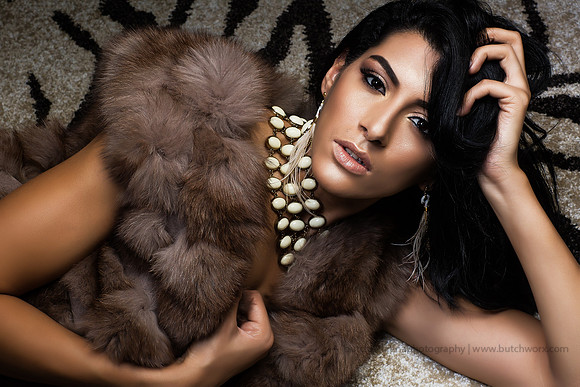 171227 Niche-Fur-Look 03a-EC4A9160-Edit